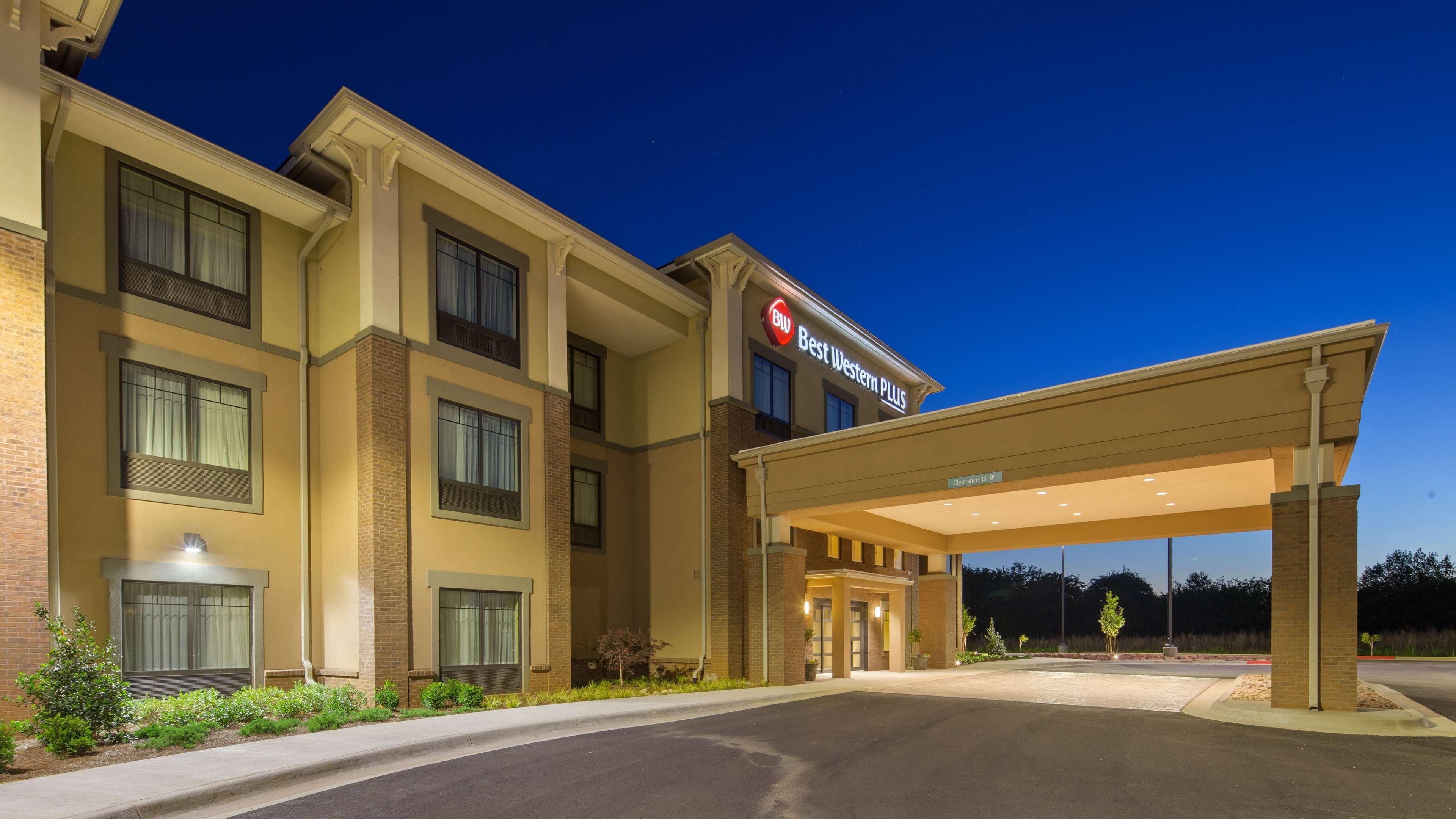 Best Western Plus Tuscumbia/Muscle Shoals Hotel & Suites Exterior photo