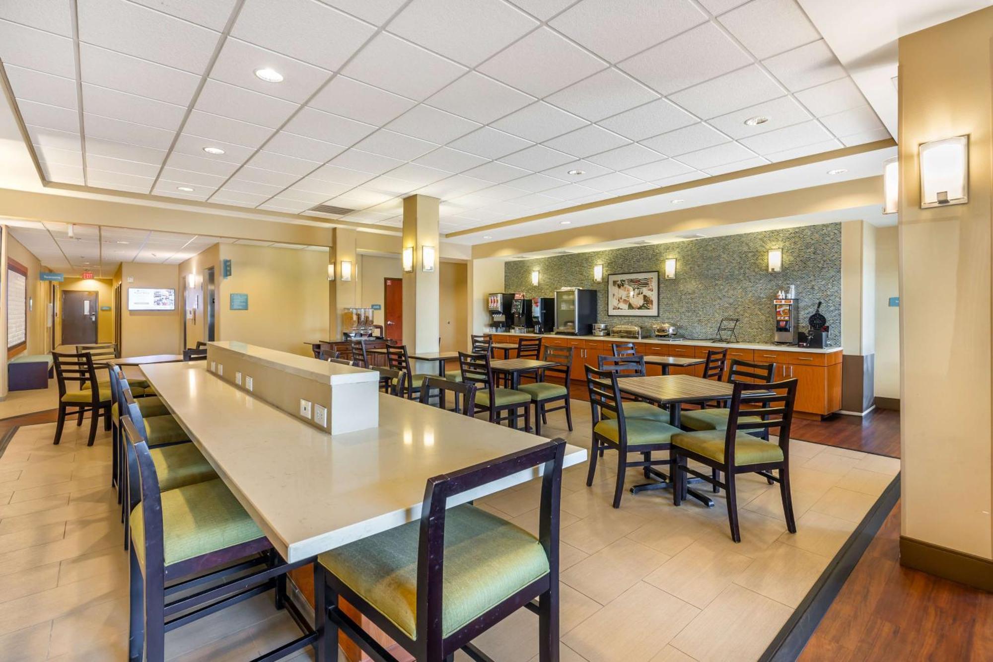Best Western Plus Tuscumbia/Muscle Shoals Hotel & Suites Exterior photo
