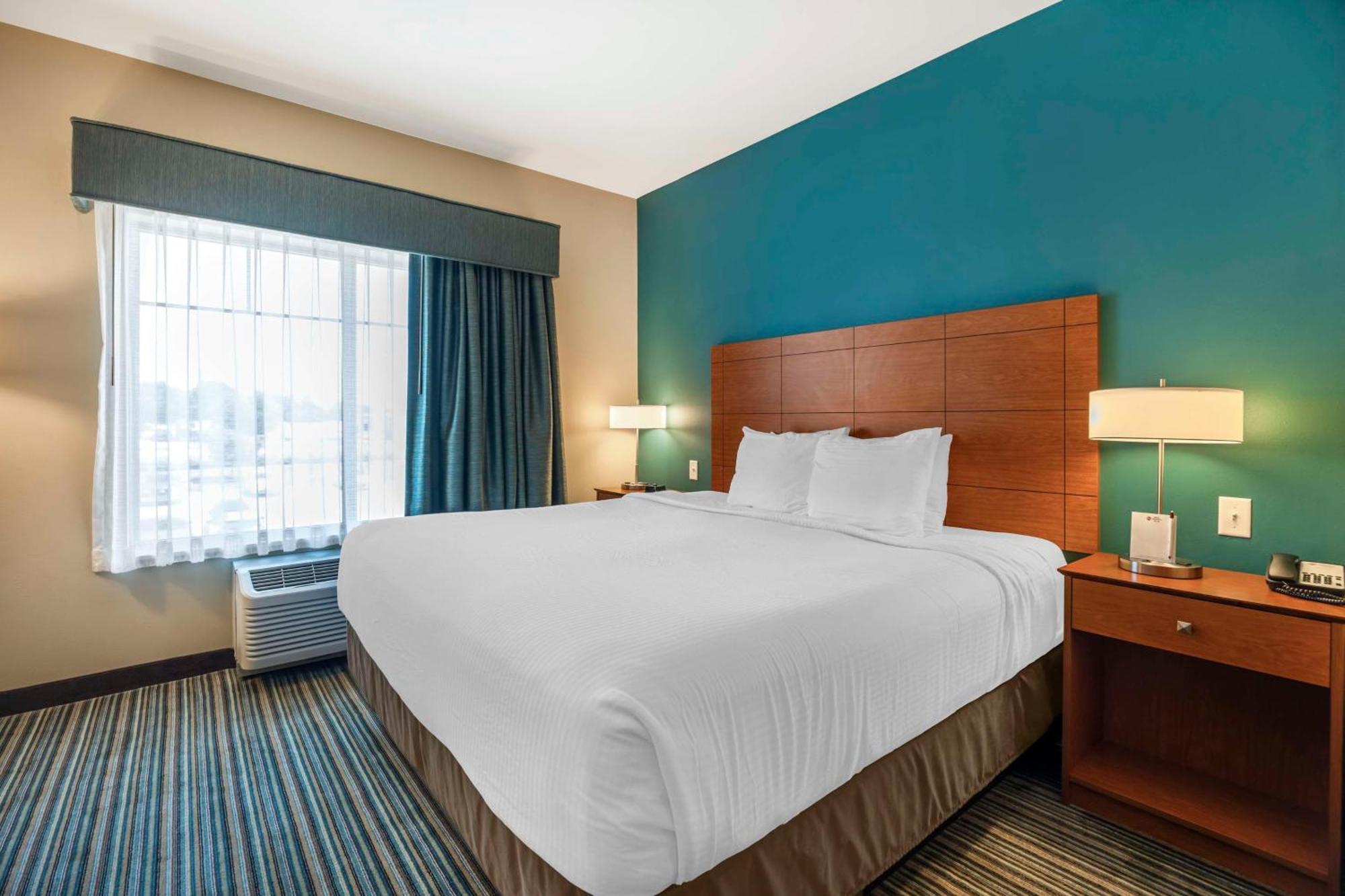Best Western Plus Tuscumbia/Muscle Shoals Hotel & Suites Exterior photo