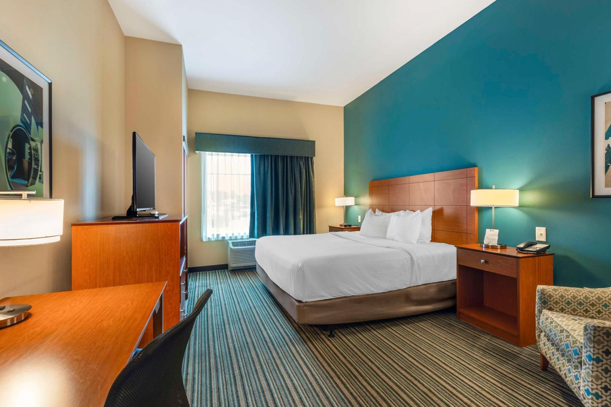 Best Western Plus Tuscumbia/Muscle Shoals Hotel & Suites Exterior photo